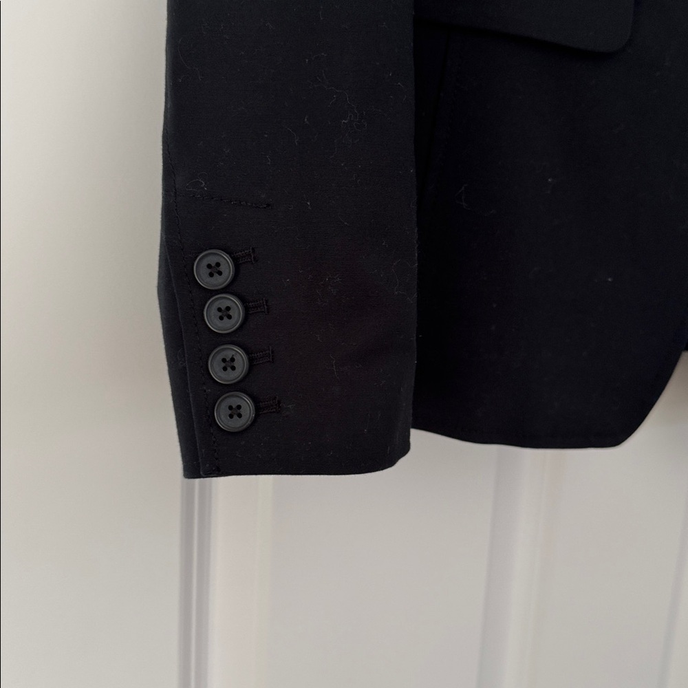 Banana Republic Women's Classic Black Blazer Size: 10 NWOT ✨ - Picture 3 of 5